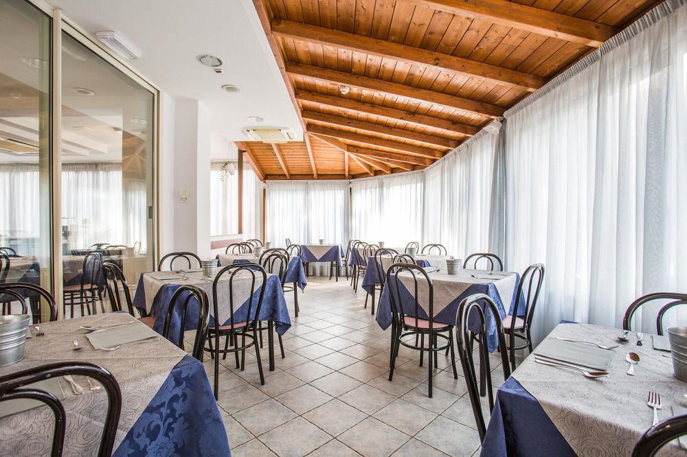 Hotel Nancy Rimini Exteriér fotografie