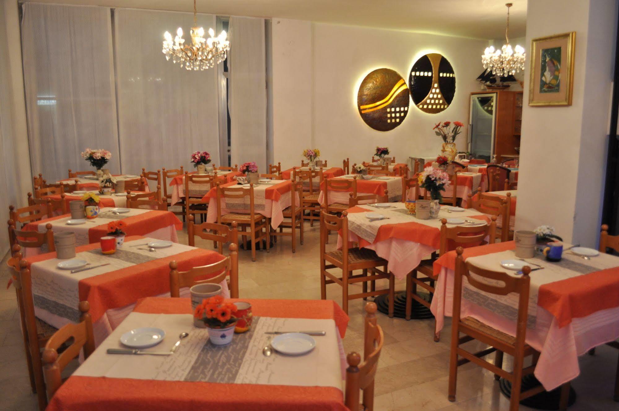 Hotel Nancy Rimini Exteriér fotografie